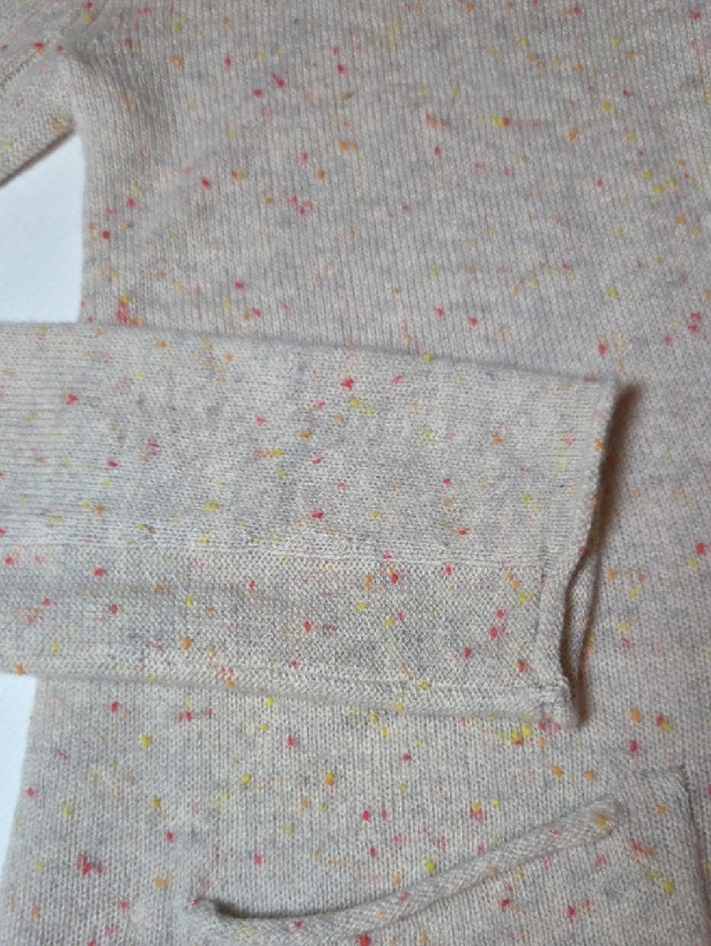 Inhabit /100% Cashimere Beige Speckled Button-Front Cardigan,,sz S. - Picture 4 of 7